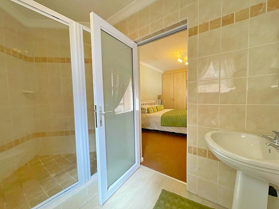 3 Bedroom Property for Sale in Jeffreys Bay Central Eastern Cape